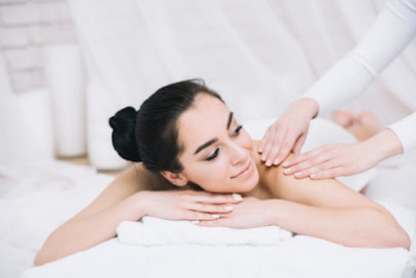 Luna Massage